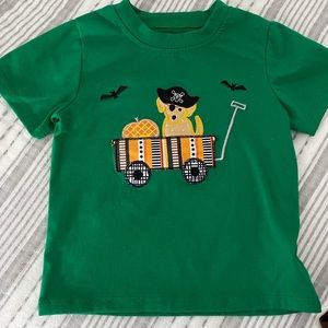 Super cute Halloween t-shirt - size XS (6-9 mo)
